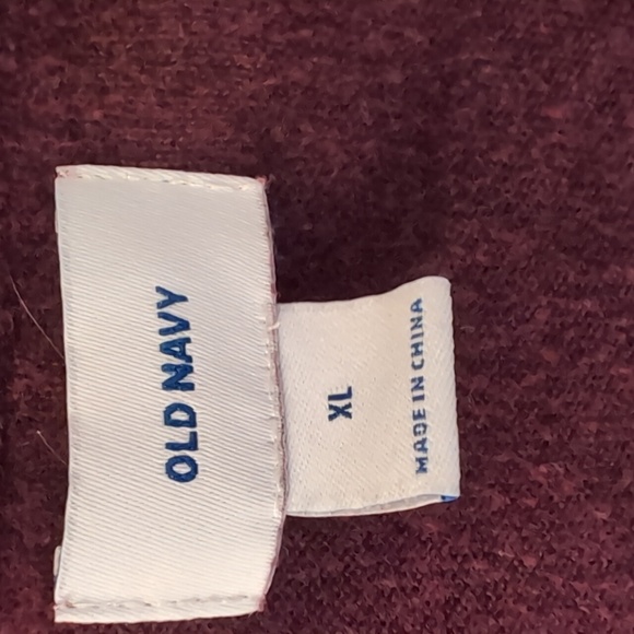 Old Navy lightweight sweater - Picture 2 of 4
